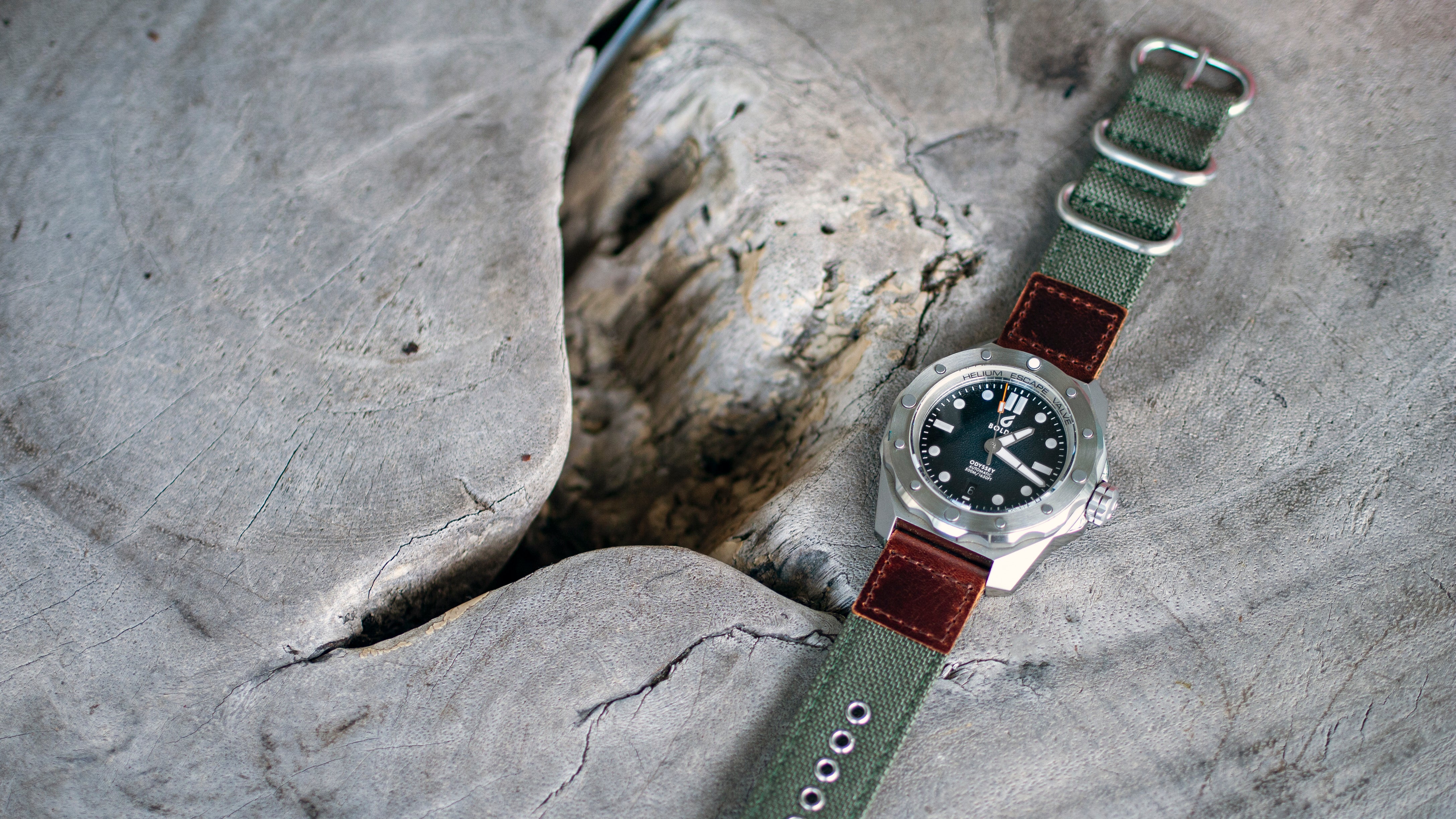 Cordura® Army Green Oiled Leather Watch Strap - Image 7