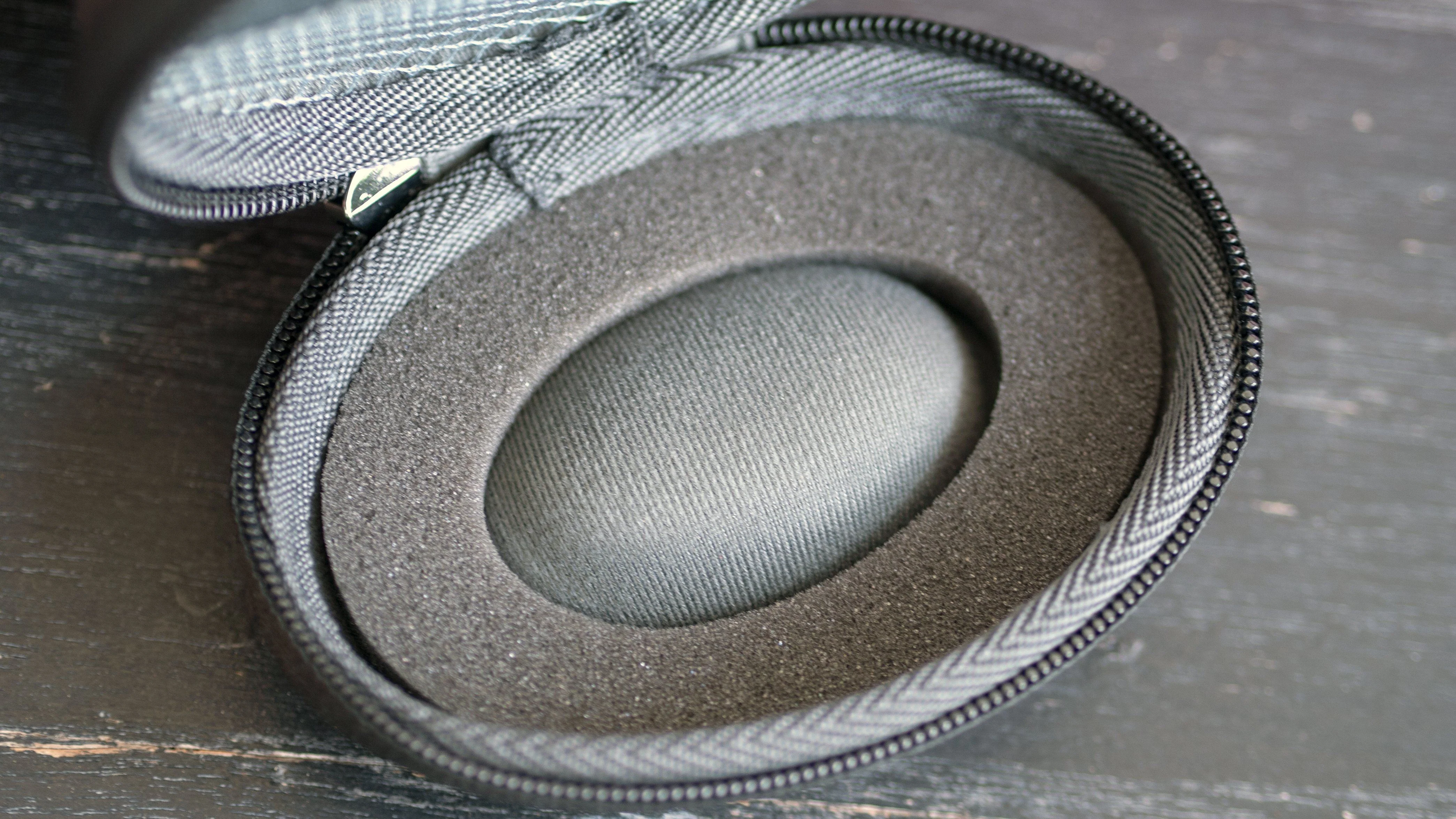 Deluxe Denim Blue Watch Travel Case - Image 7