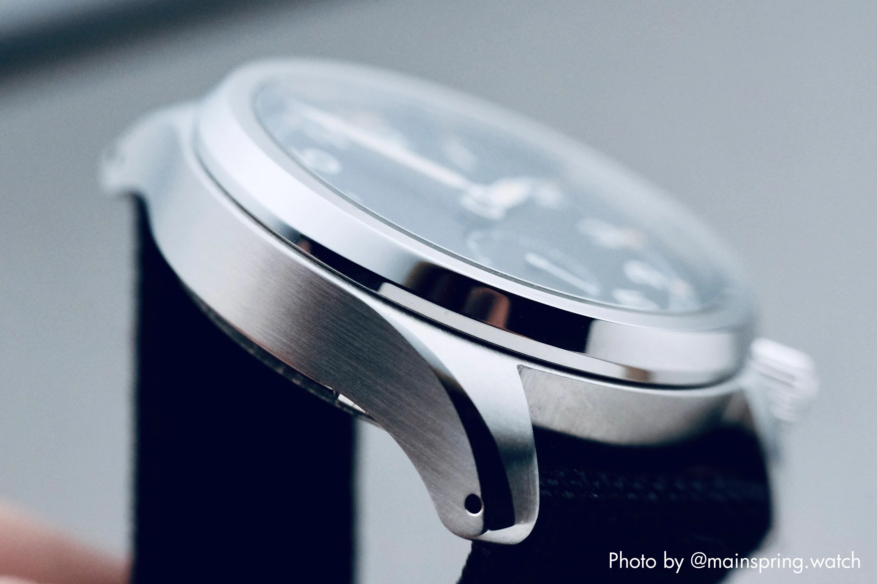 Vario 1945 D12 Raven Black Field Watch - Image 12