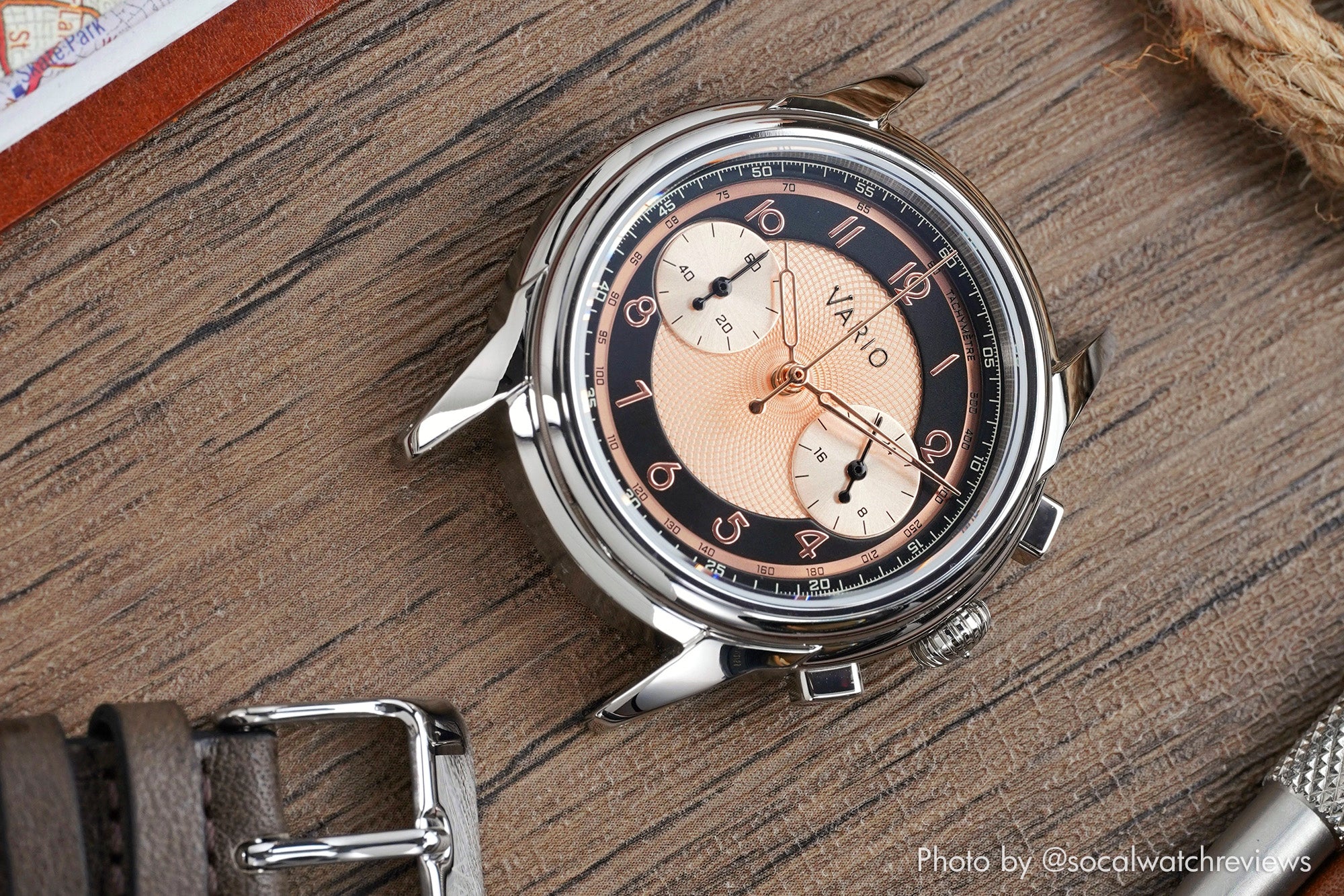 Vario Empire Salmon Tuxedo Tachymètre Chronograph Watch - Image 6