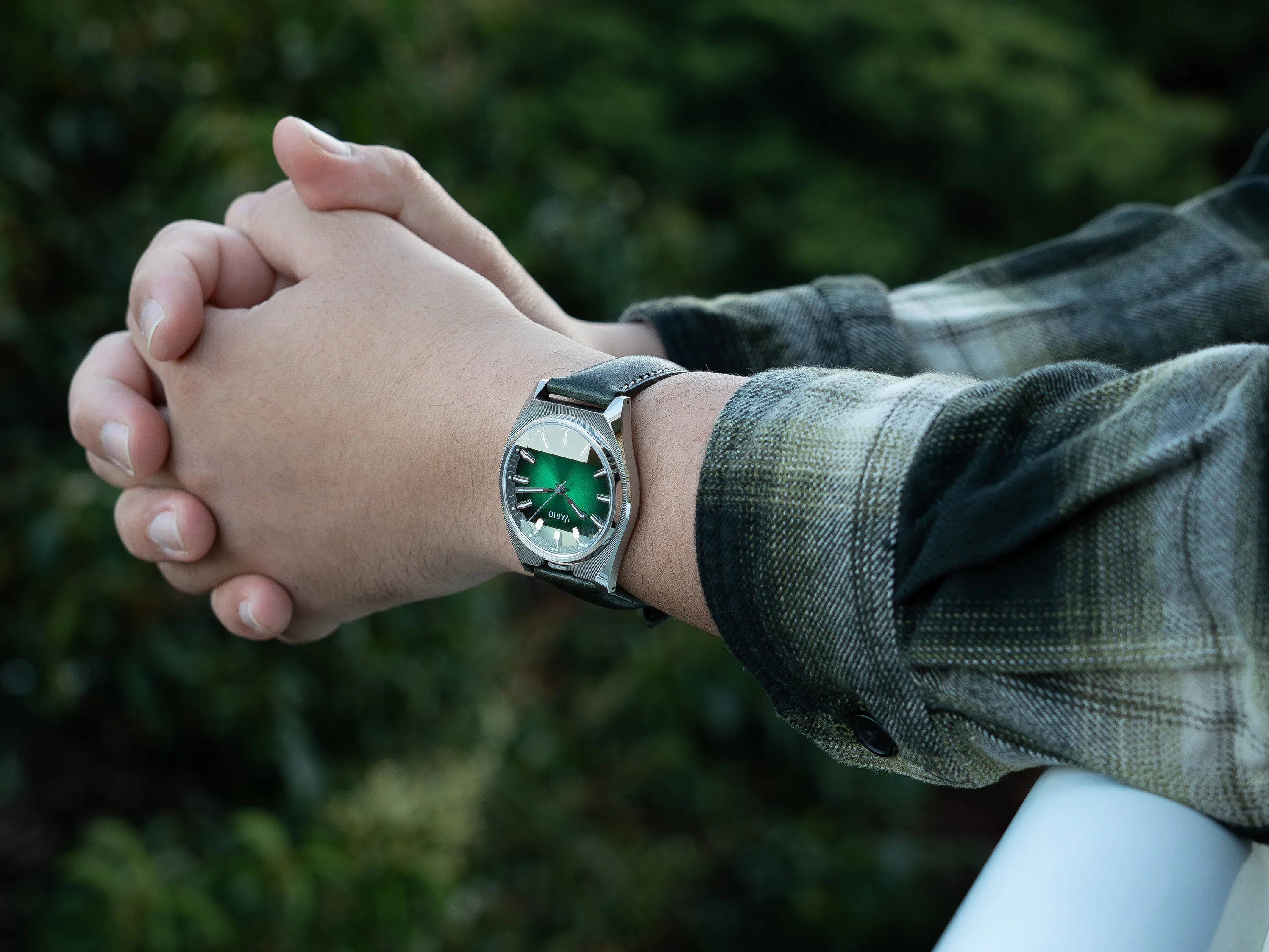 Vario Futurist Watch Sunburst Green Fume Watch - Image 5