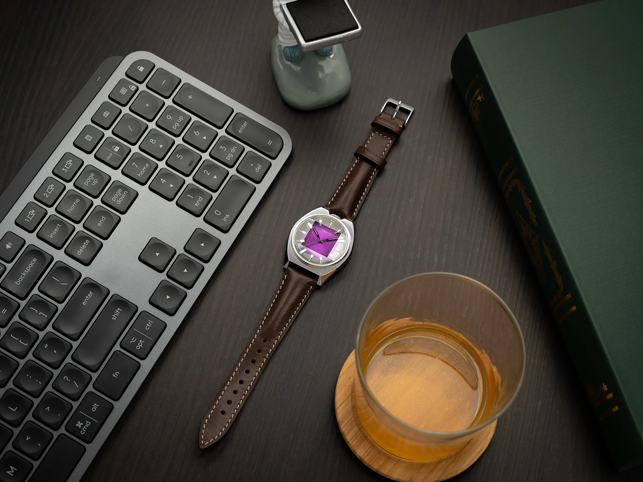 Vario Futurist Watch Sunburst Purple Fume Watch - Image 3
