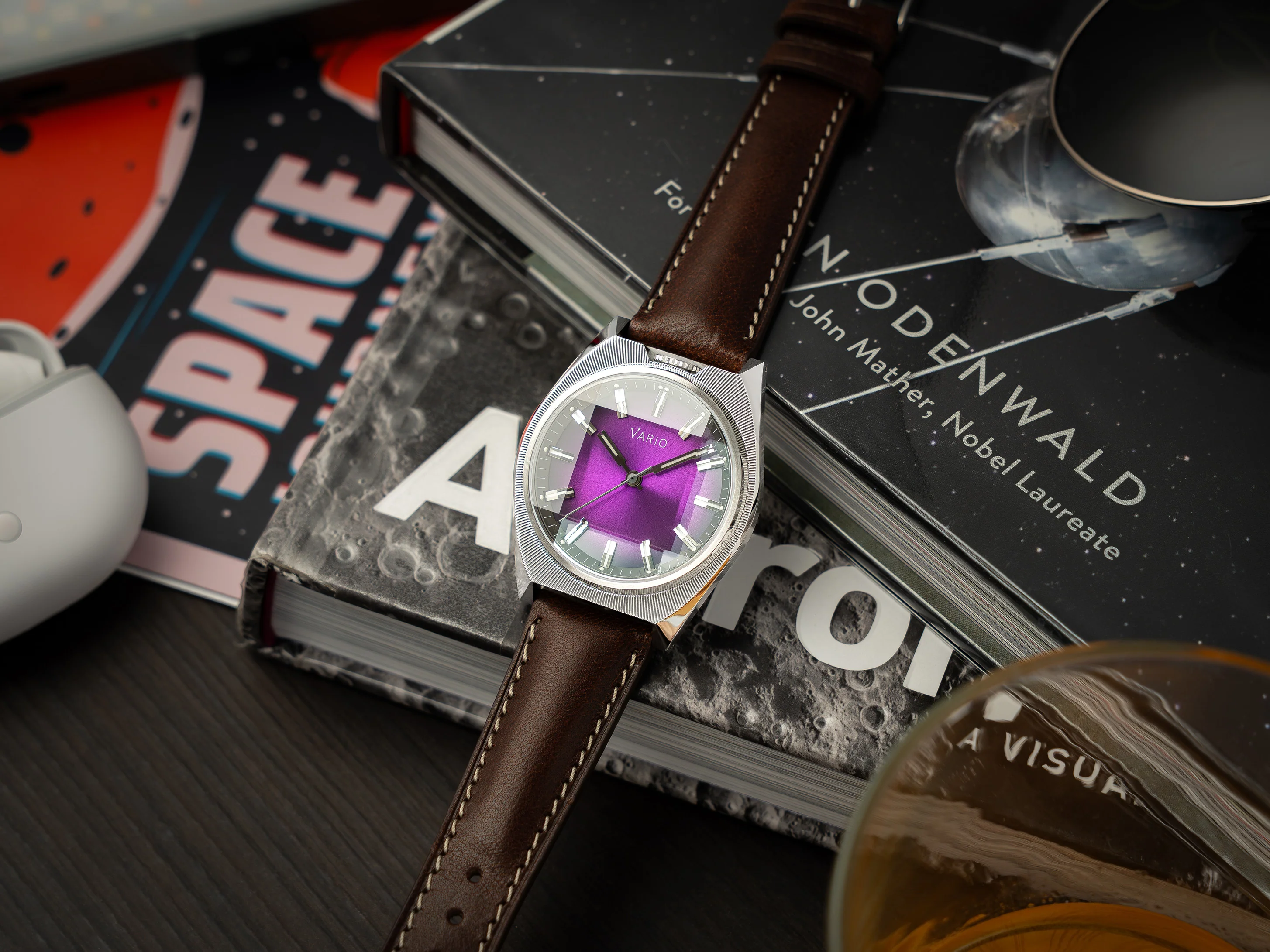 Vario Futurist Watch Sunburst Purple Fume Watch - Image 4