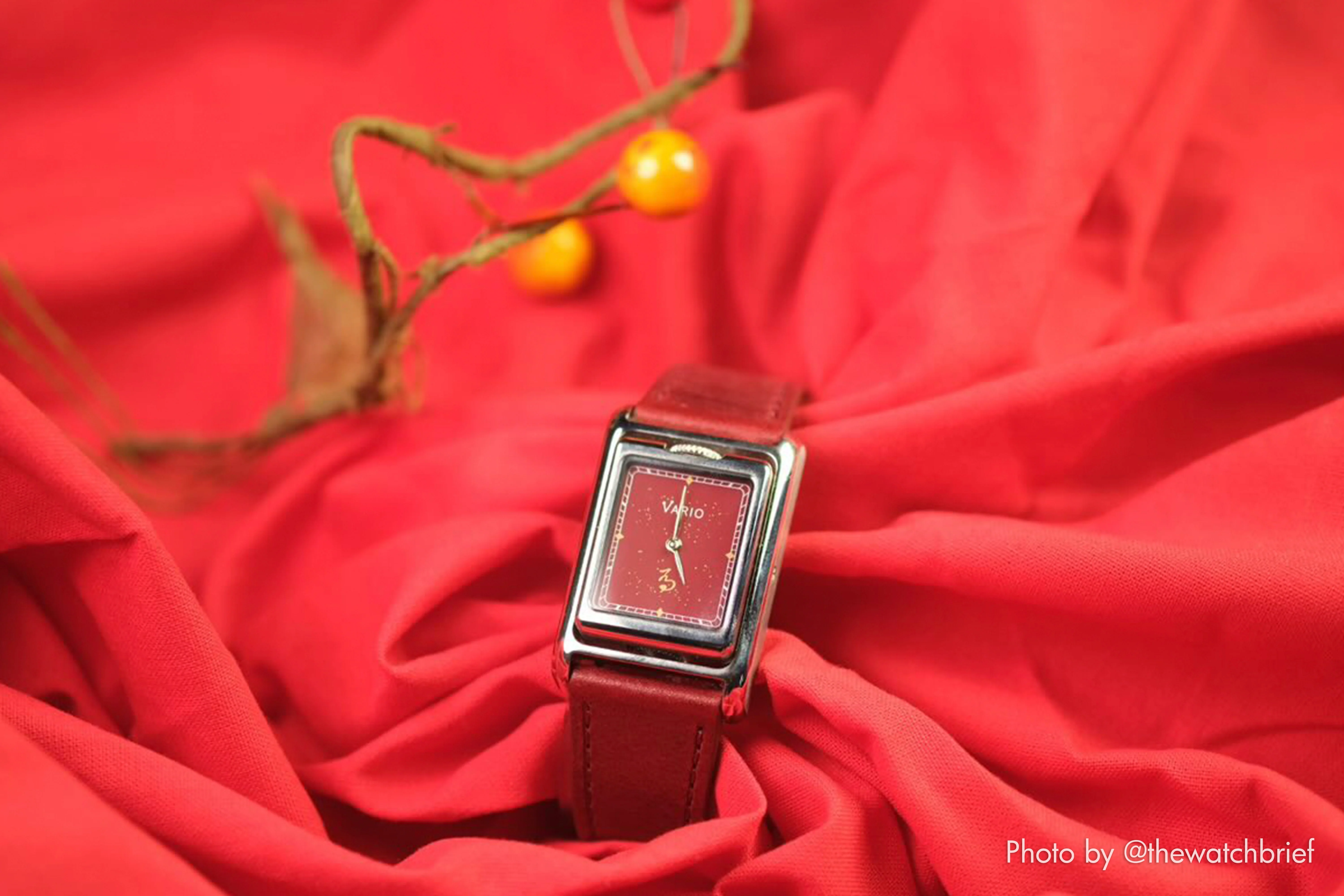 Vario VERSA Reversible Dual Time Year of the Horse Silver-Red Enamel Watch - Image 4