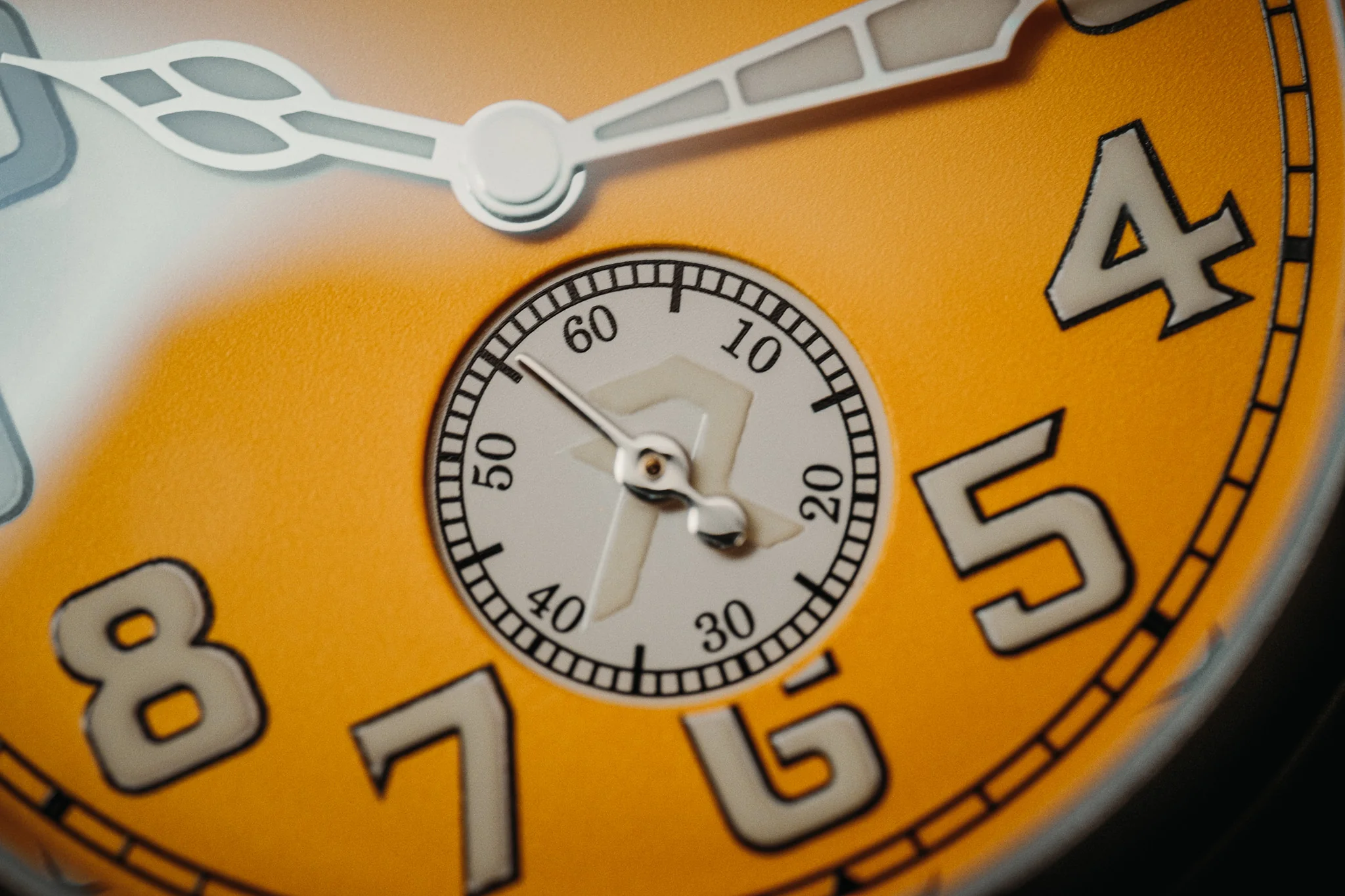 VARIO x RZE UltraHex™ Titanium Trench Medallion Yellow Watch - Image 2