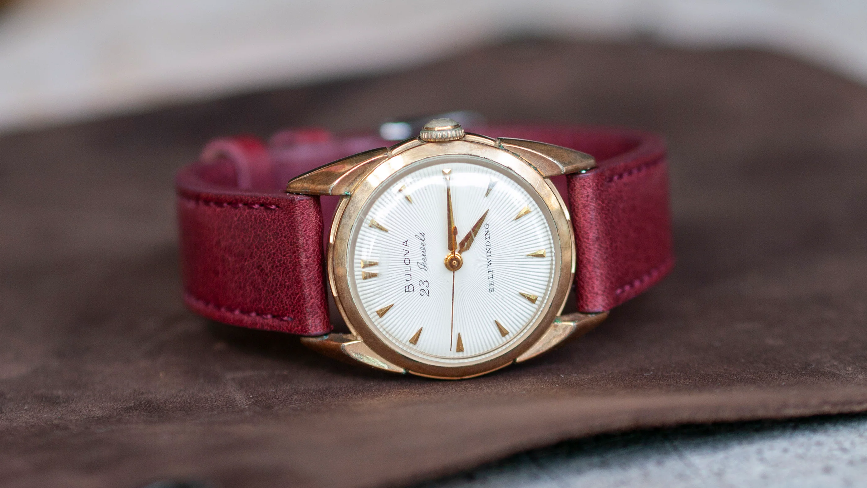 Vintage Veg Tan Italian Leather Garnet Red Watch Strap with Quick Release - Image 3